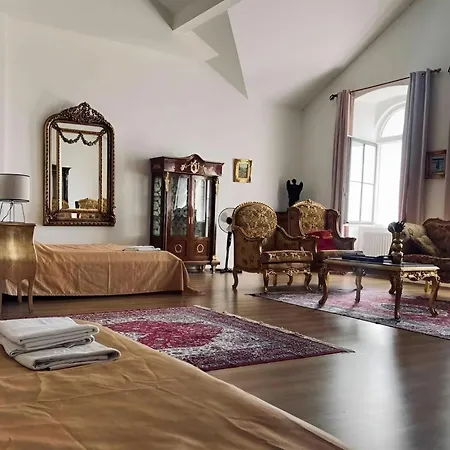 10-minute Walk To Balaton - Exclusive Castle Vila *